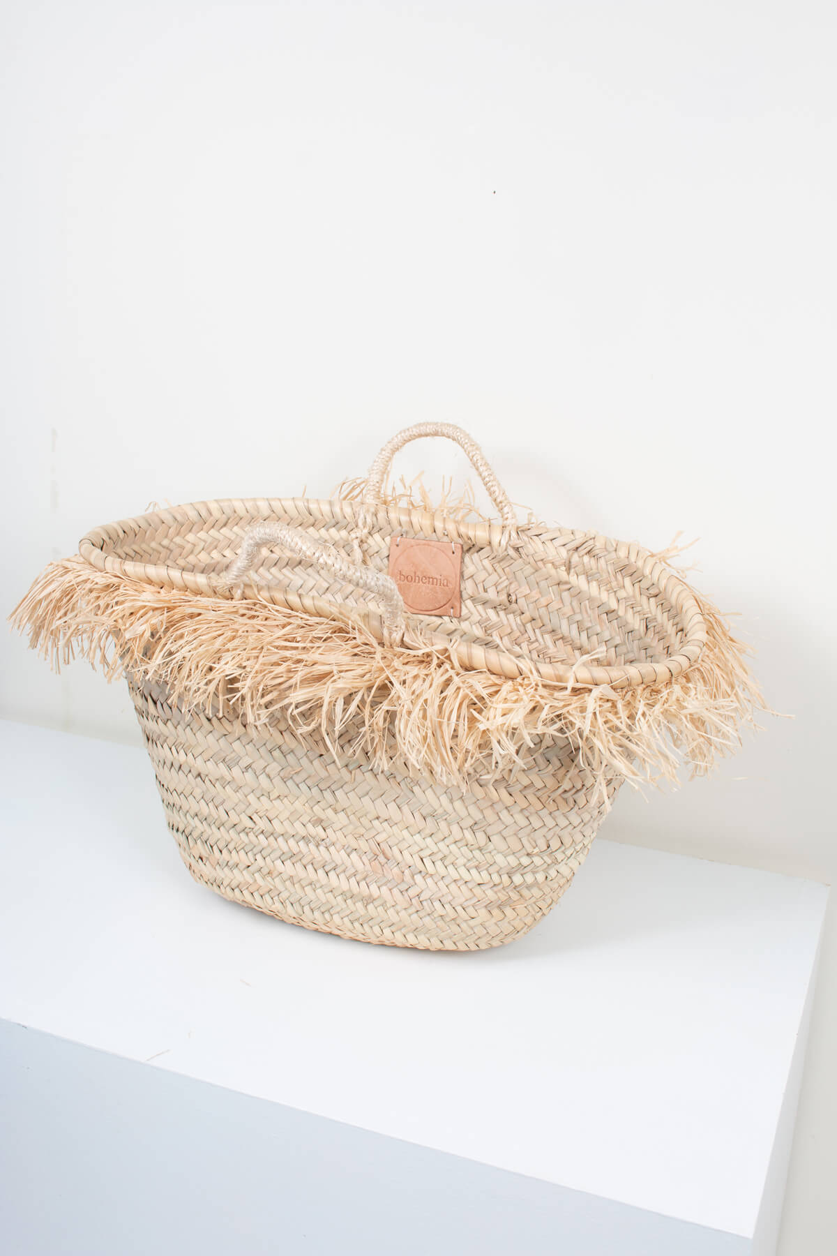 Natural Raffia Tassel Basket